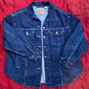 Levi’s Women's Trucker Jacket Medium Blue Wash 4 Pocket Denim Jean Jacket 1X